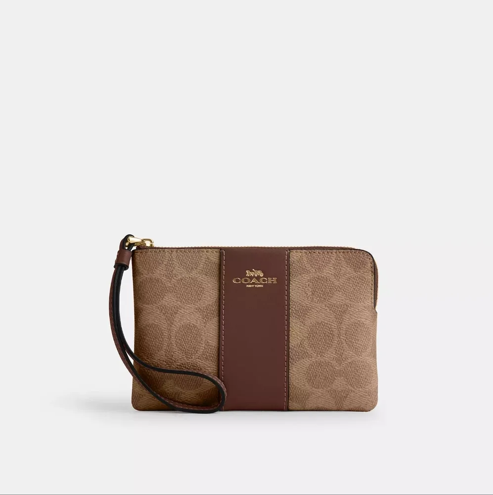 COACH Corner Zip Wristlet in Signature coated canvas, Brown NWT - Picture 2 of 12